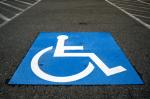 Бесплатная парковка транспортного средства, управляемого инвалидом или перевозящего инвалида (ребенка-инвалида)