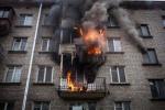Огонь во время пожара на Федосеенко разгорался из-за отделки балкона
