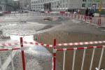 Дефект трубопровода произошел на площади Калинина в ходе гидравлических испытаний
